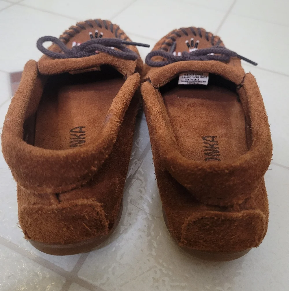 Minnetonka Moccasins Children's Thunderbird II Size 11 Brown Leather Beaded